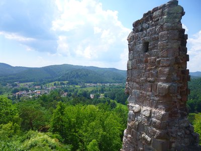 Point de vue sur la vallée et Baerenthal, depuis la plate-forme